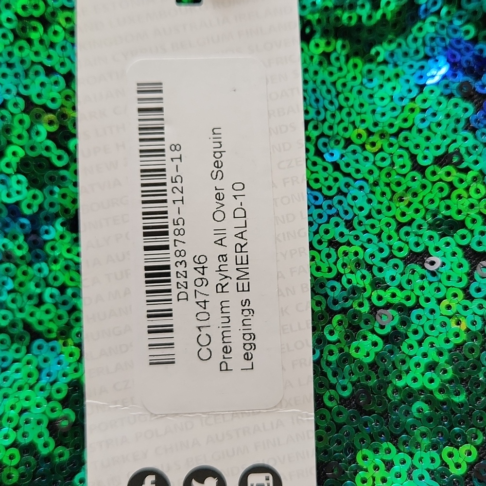 BooHoo sequin pants - Picture 4 of 4